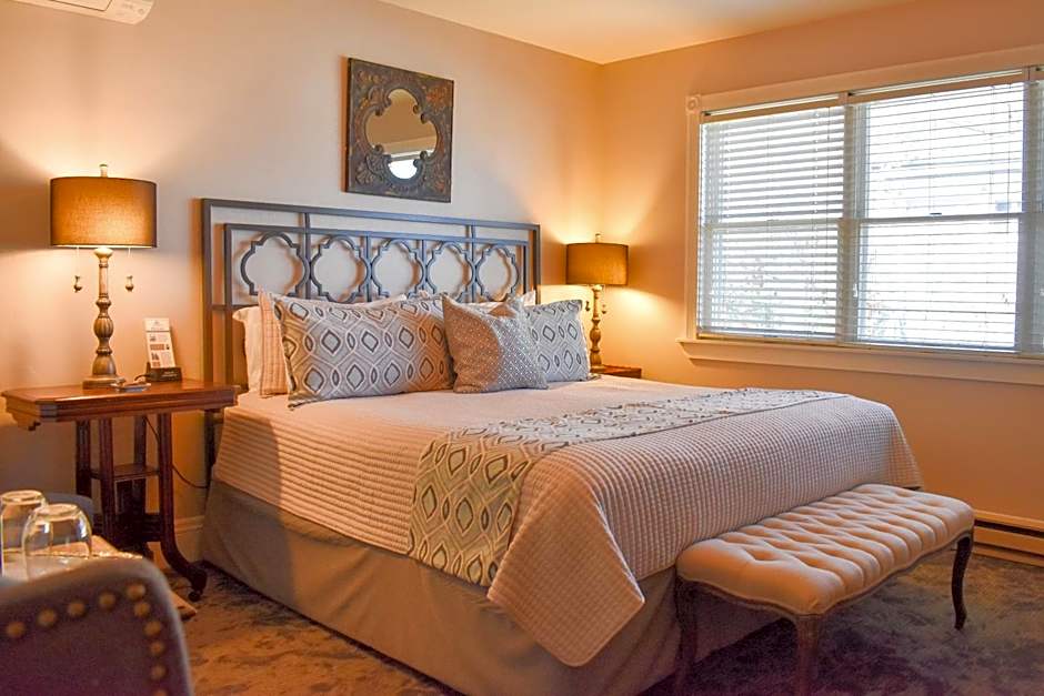 McCall House Boutique Hotel