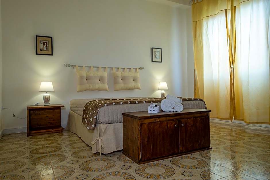 Photo 1 of 7 of Double Room