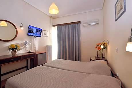 Triple Room with Mountain View