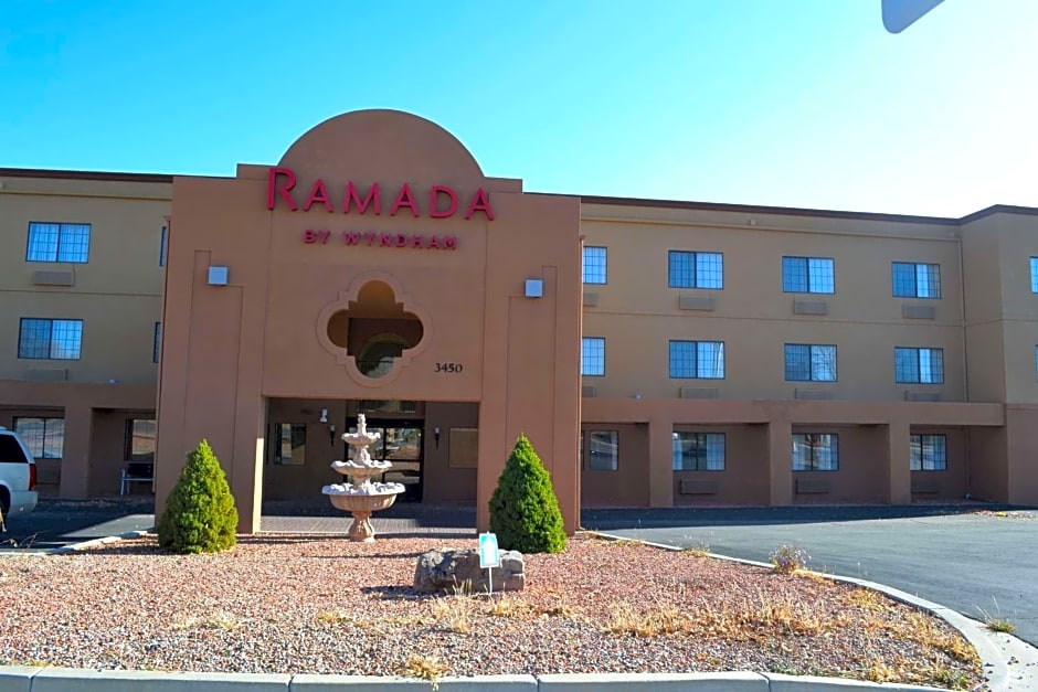 Ramada by Wyndham Santa Fe