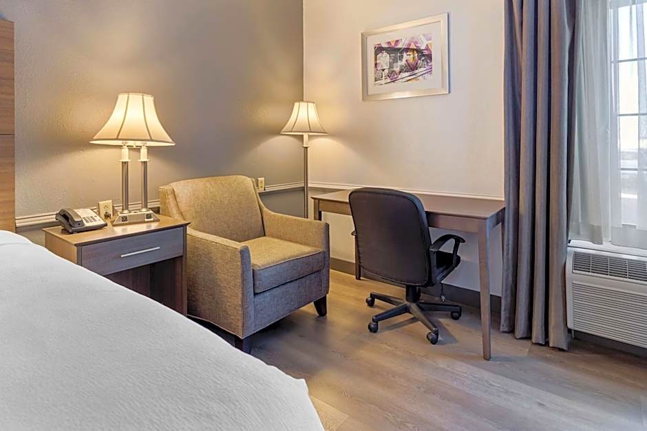 Best Western Plus South Hill Inn