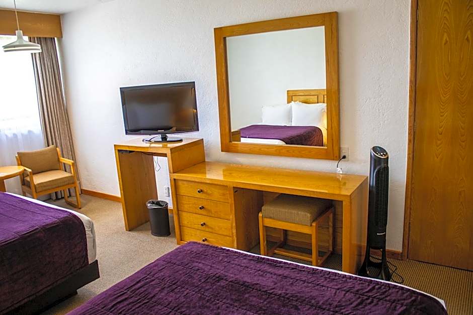Cantalagua Inn