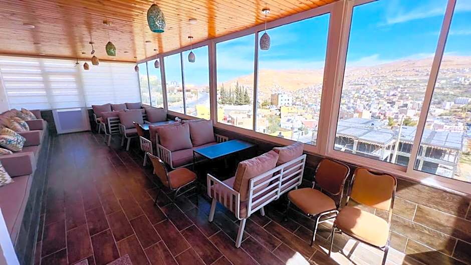 Beit Alshabaan Inn
