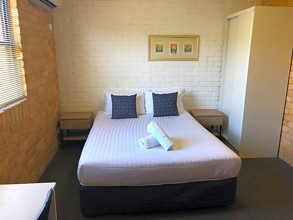 Hanbury Lodge