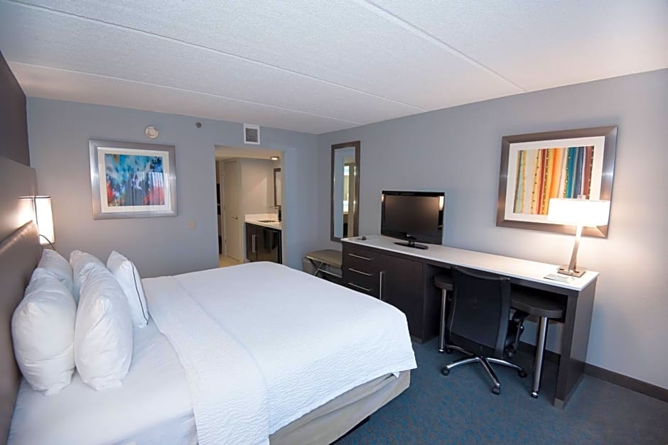 Fairfield Inn & Suites by Marriott Atlanta Airport North