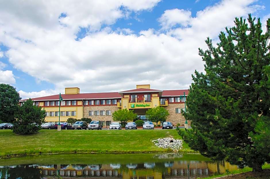 Holiday Inn Hotel Pewaukee-Milwaukee West By IHG