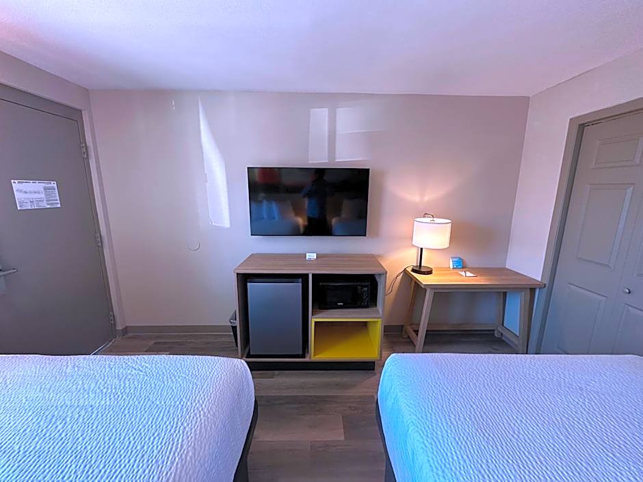 Days Inn by Wyndham Farmington NM