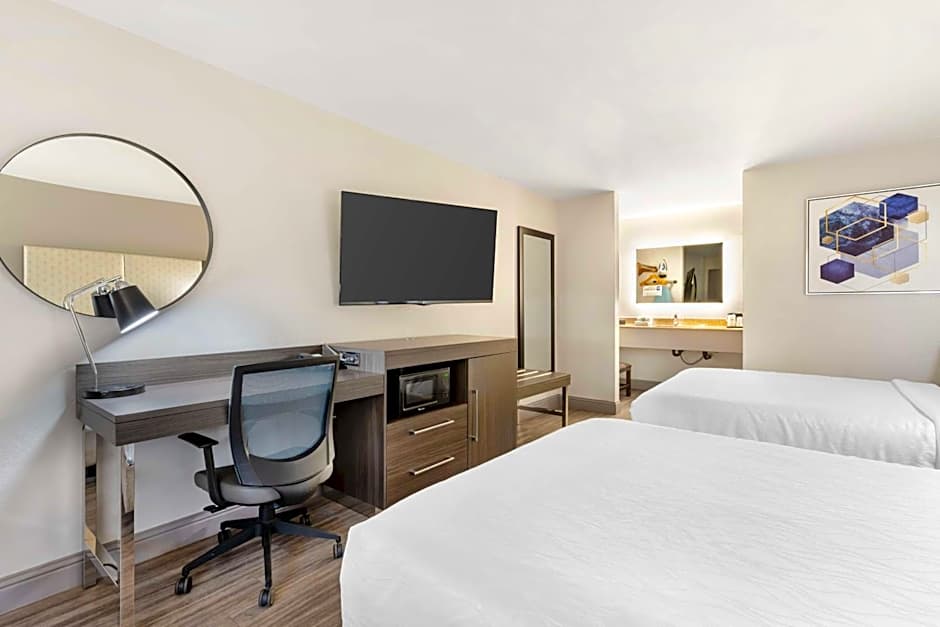 Best Western Marina State Beach