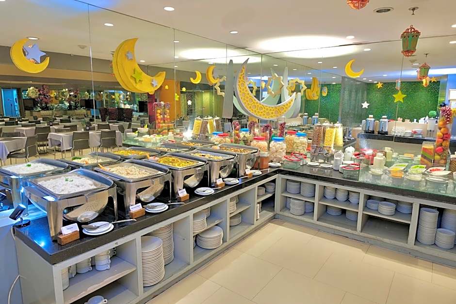 @HOM Semarang Simpang Lima