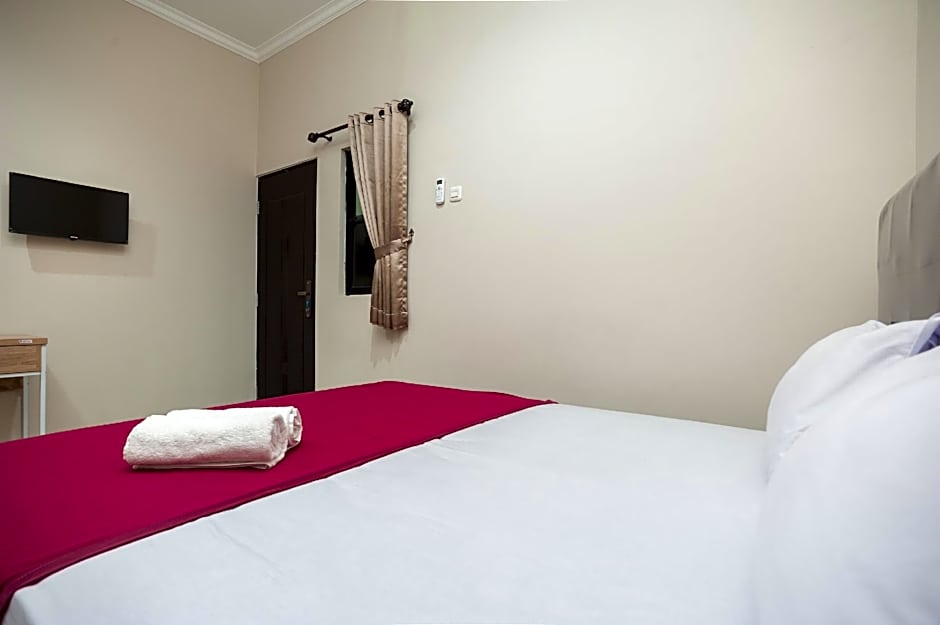 Hanna Residence near RSPI Puri Indah Mitra RedDoorz