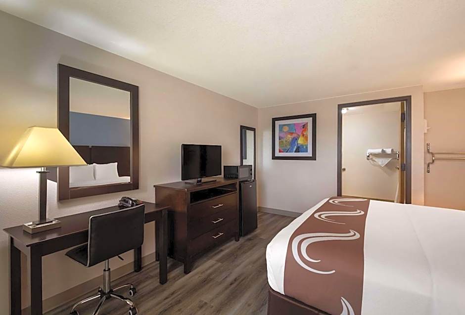 Quality Inn & Suites Round Rock