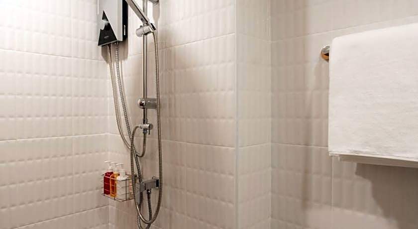 Hotel Papa Bangkok Siriraj