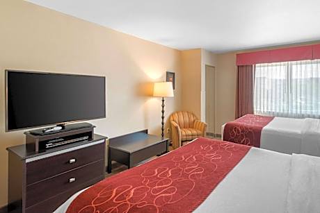 Queen Suite with Two Queen Beds - Non-Smoking