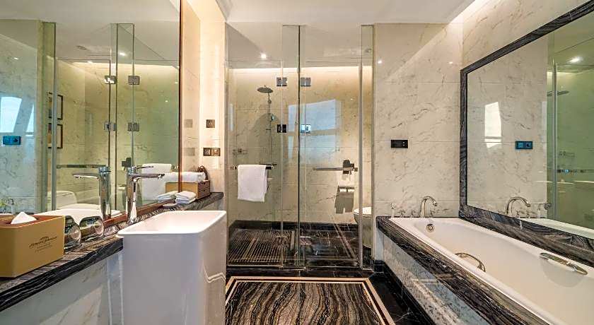 Howard Johnson Plaza by Wyndham Ningbo