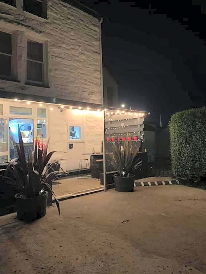 The Queens Hotel Harlech