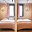 Designed apart ment Yamanote Line Shin-Okubo Sta 3 min walk