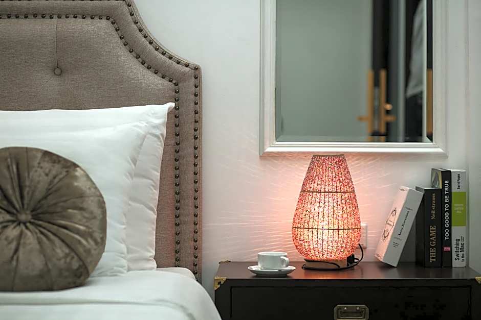 Golden Rooster hotel