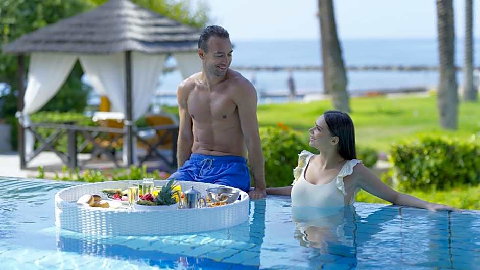 Constantinou Bros Asimina Suites Hotel