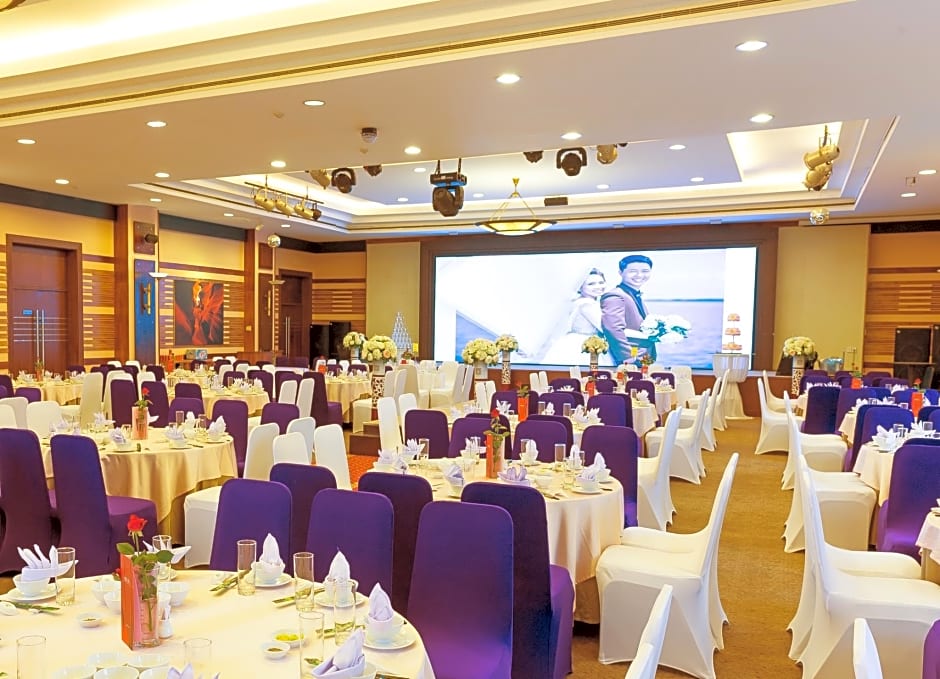 Saigon Quang Binh Hotel