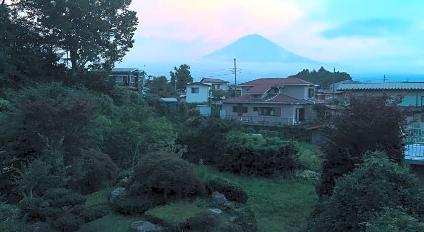 HOSTEL MICHIKUSA-YA