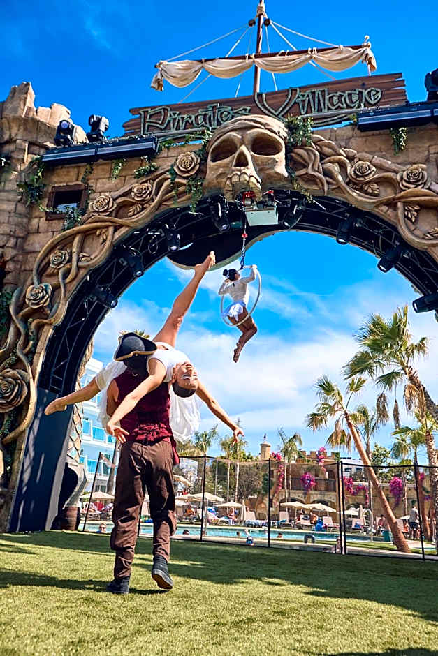 Pirates Village