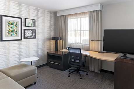 King Studio with Sofa Bed