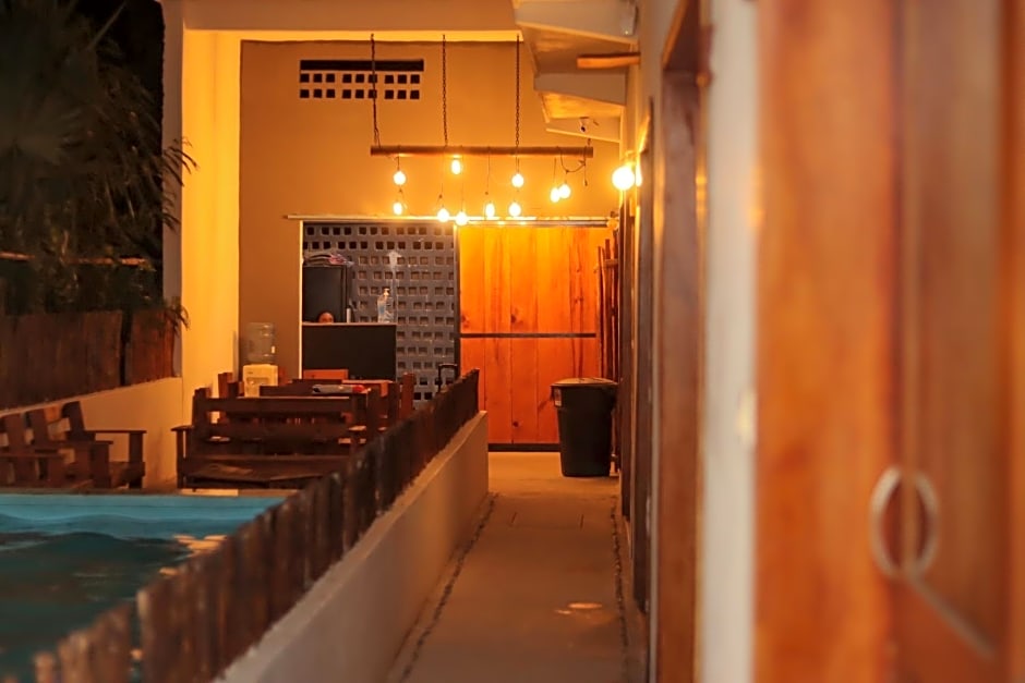 JH HOTEL