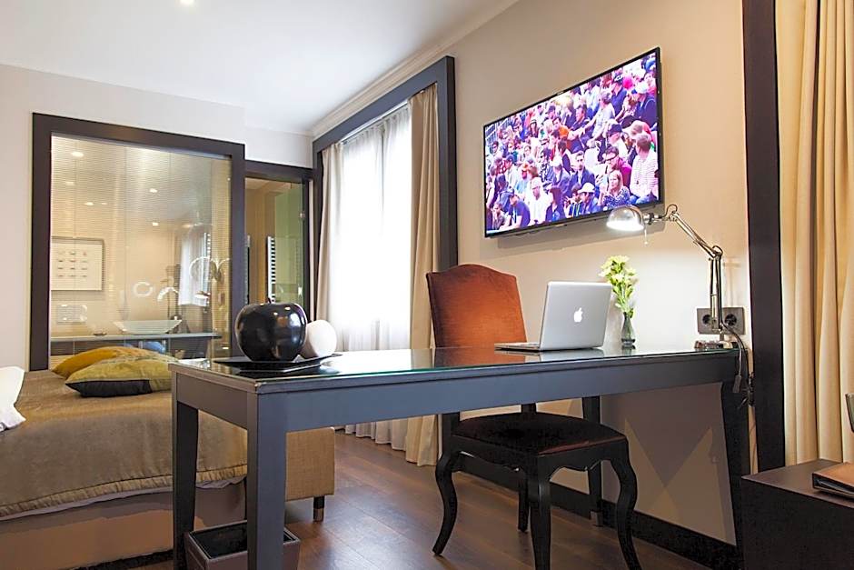 Quentin Boutique Hotel