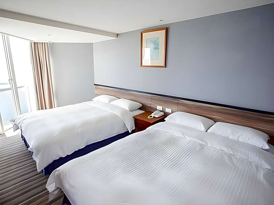 Pacific Hot Spring Hotel Green Bay