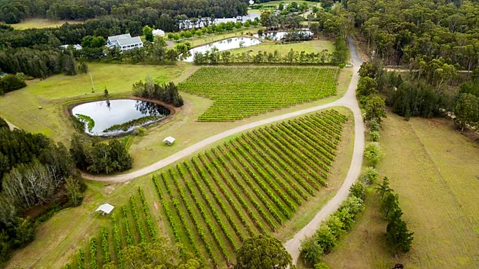 The Carriages Boutique Hotel and Vineyard