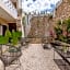 Hotel Colonial Zaci by GuruHotel