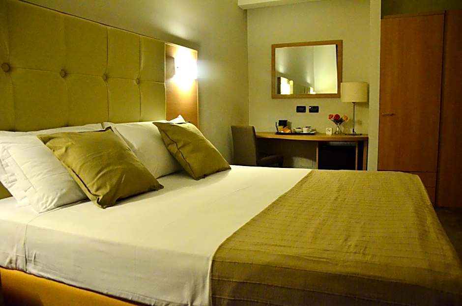 Residenza Cola Di Rienzo - Suite In Rome