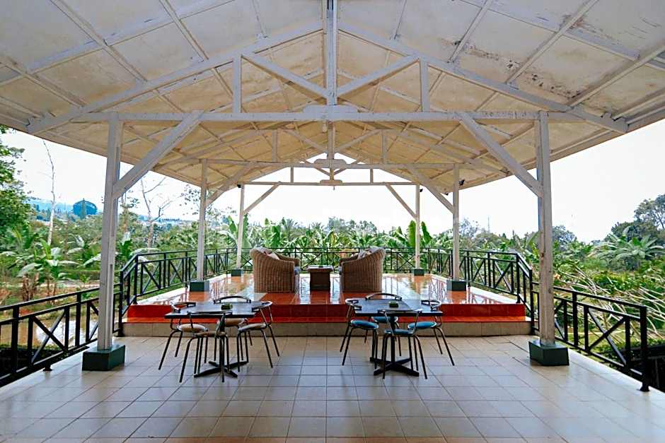 Villa Green Valley Puncak RedPartner