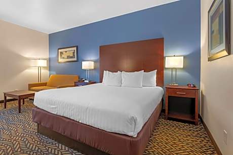 King Room with Sofa Bed - Non-Smoking