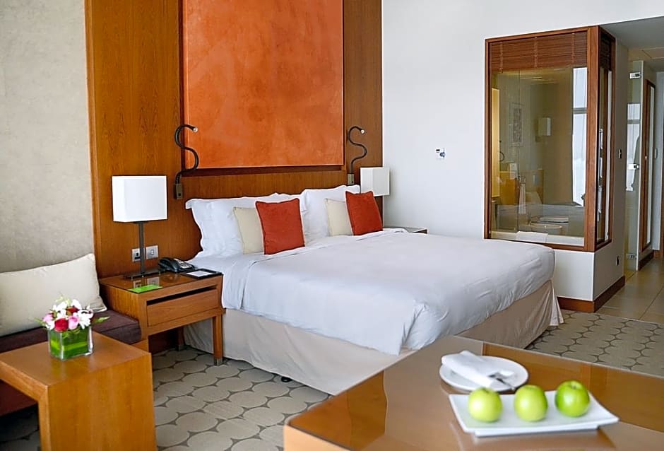 Yas Plaza Marina By Ihg