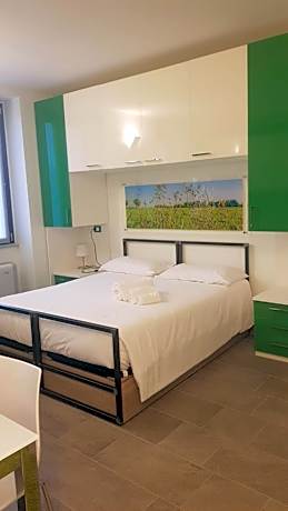 Studio (2 Adults) with Naviglio view