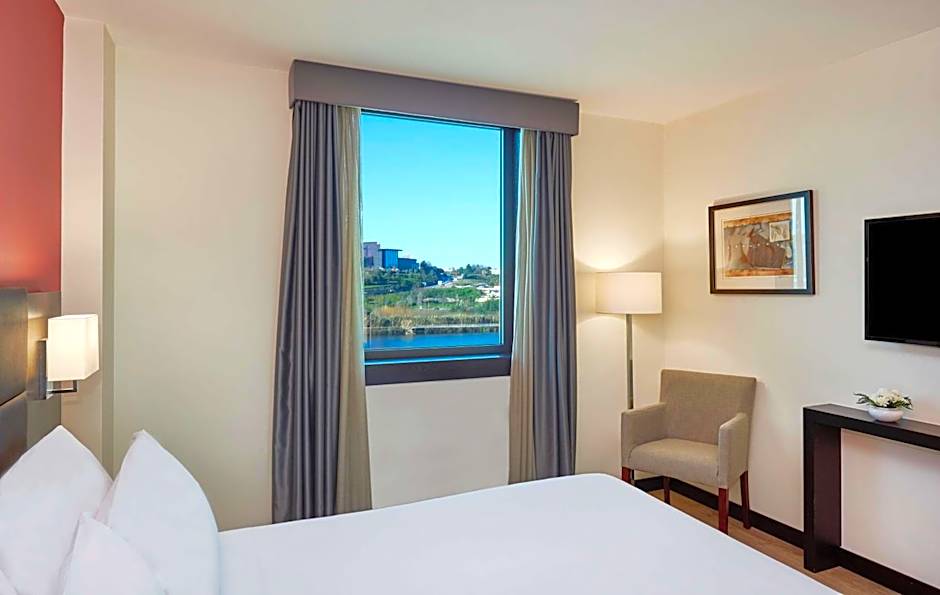 NH Coimbra Dona Ines