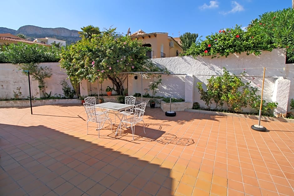 Photo 1 of 9 of Villas Costa Calpe - Centell