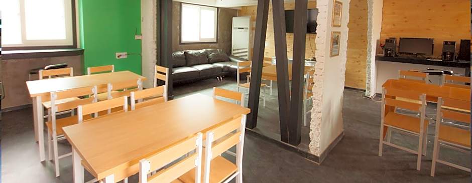 Calli Hostel