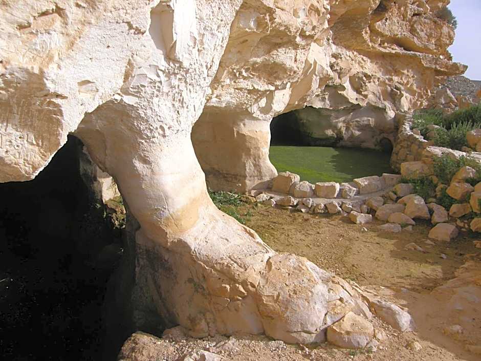 Hadass Desert Inn