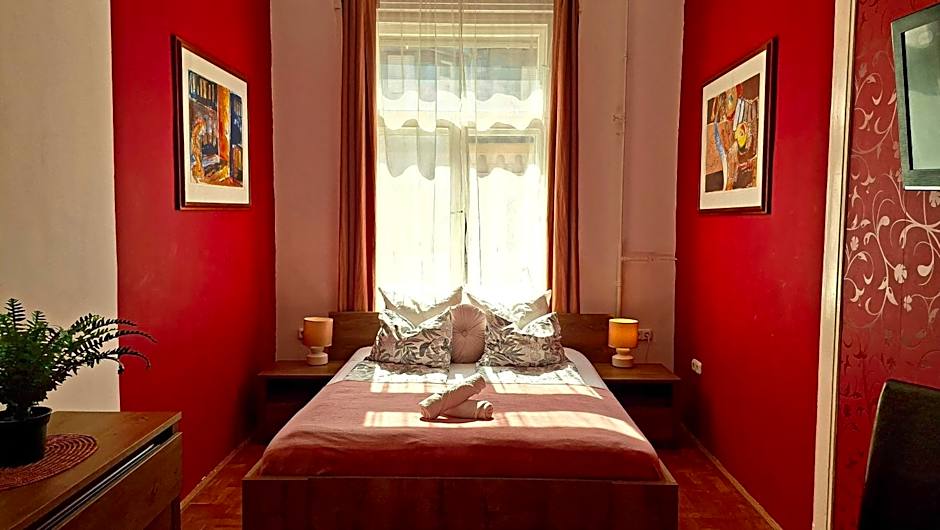 Black Sheep Budapest Smart Rooms
