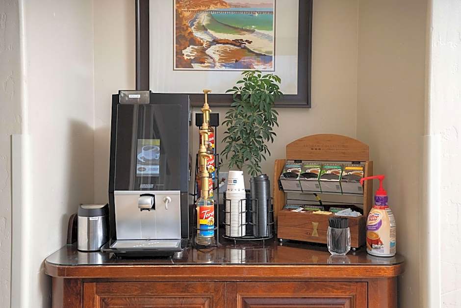 Best Western Plus Royal Oak Hotel