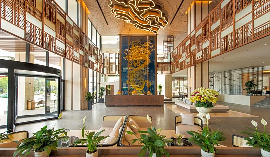 Hotel Soleil Ha Long, Trademark Collection by Wyndham