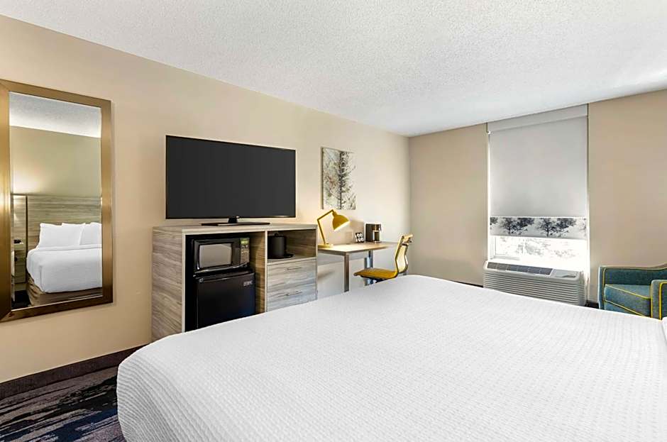 Best Western Plus Beckley Inn