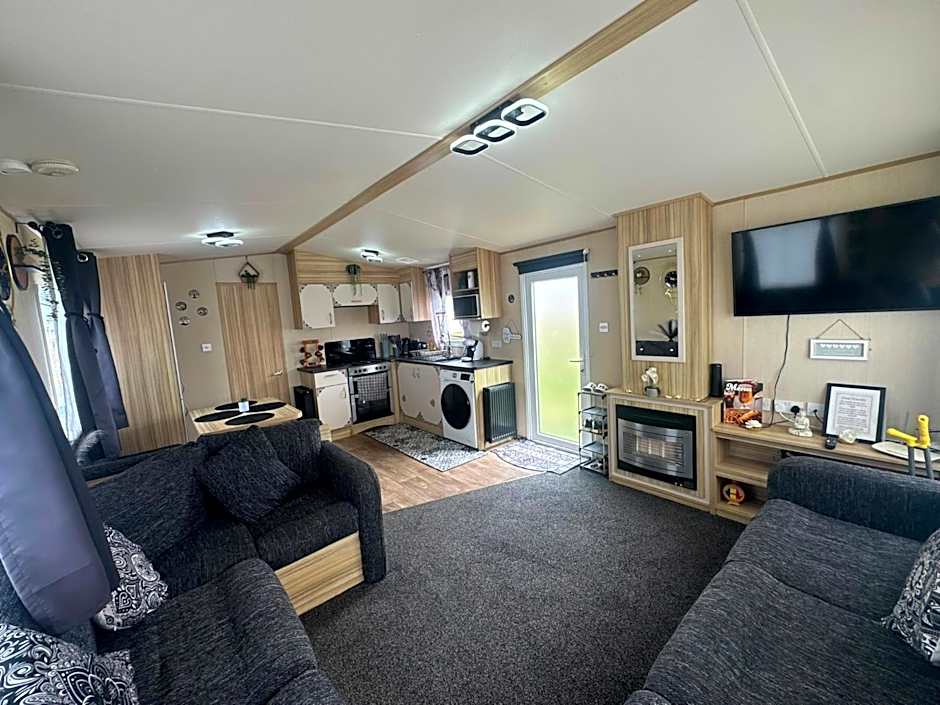 Holiday Park Caravan Fluffy in Harts Holiday Park