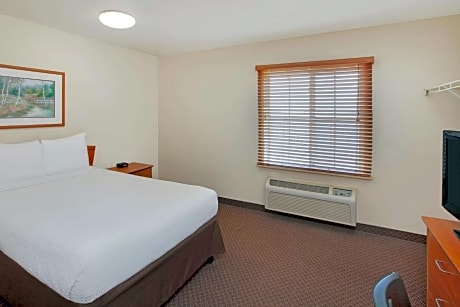 Standard Double Room with Roll-In Shower - Disability Access/Non-Smoking