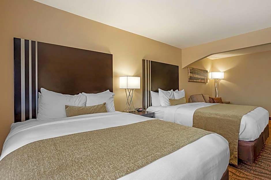 Best Western Plus Capital Inn