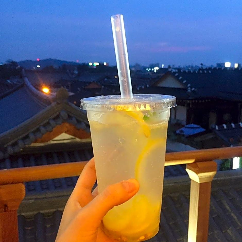 Laon Hanok Gguljam