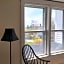 East Wind Inn & Suites