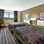 Super 8 by Wyndham Charles City